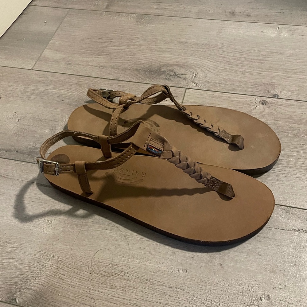 NWOT Rainbow Sandals